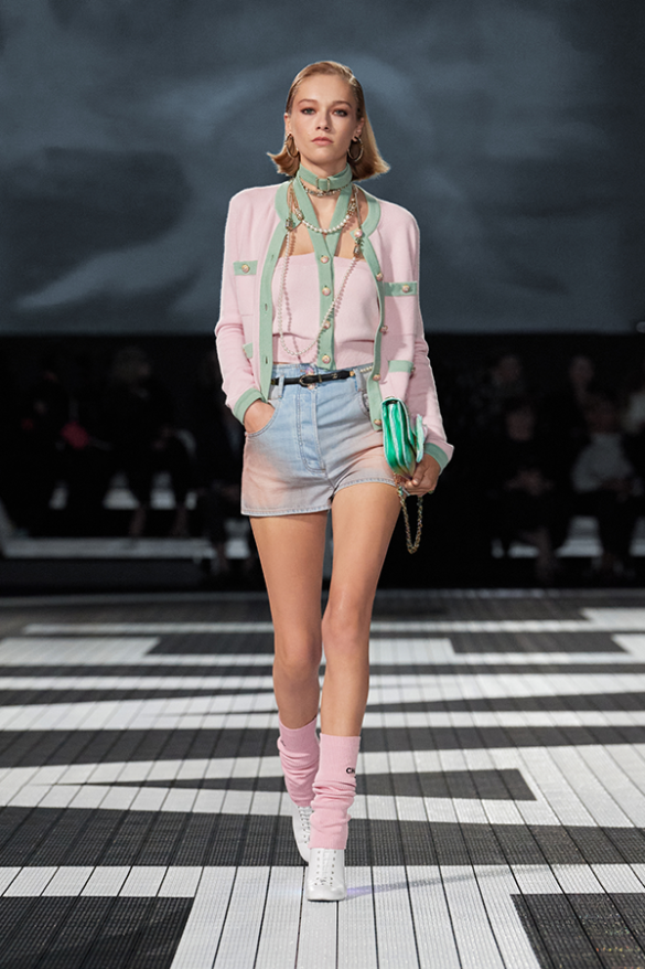 Chanel Cruise 2023/2024: the fashion show in Los Angeles - The Blonde Salad