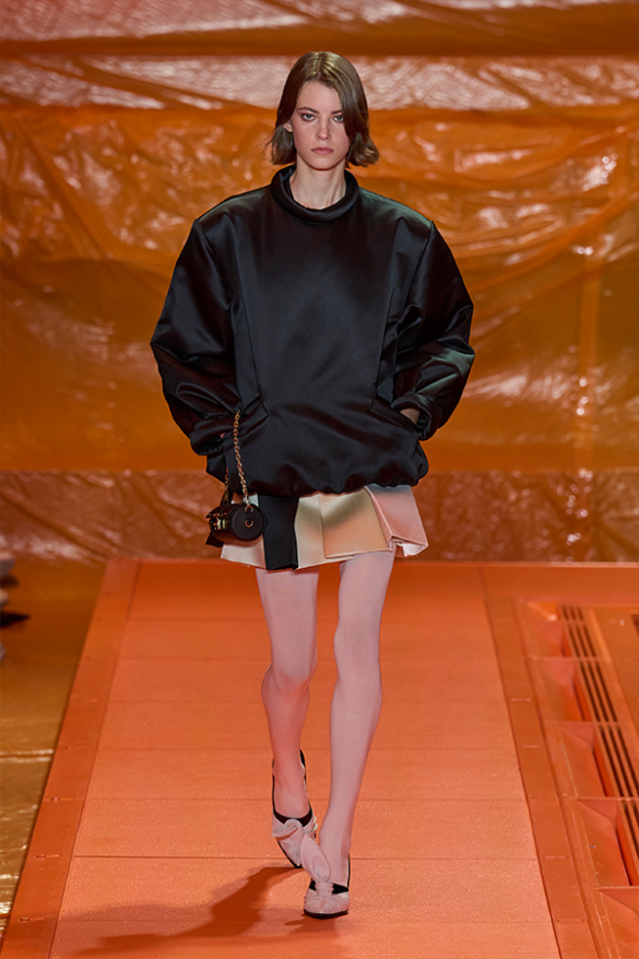 Spring/Summer 2024 by Nicolas Ghesquière for Louis Vuitton - The Blonde  Salad